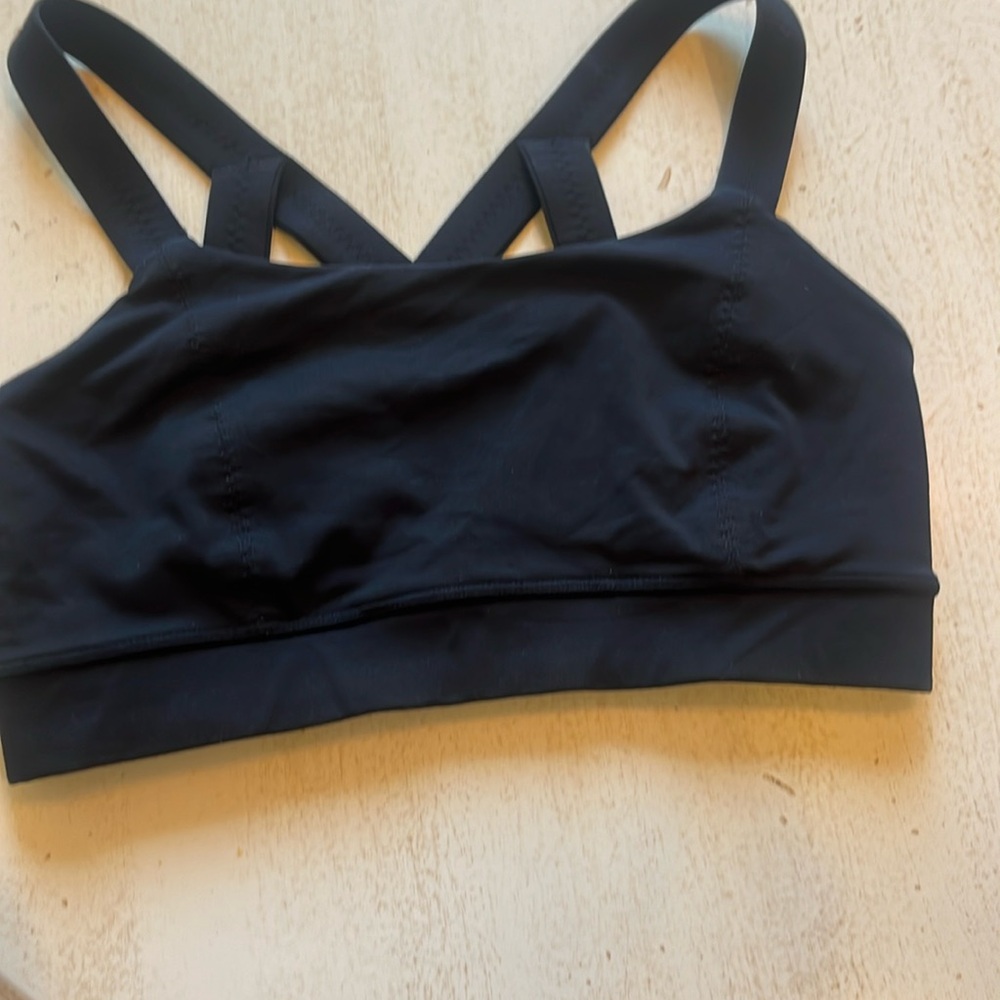 Lululemon black sports bra